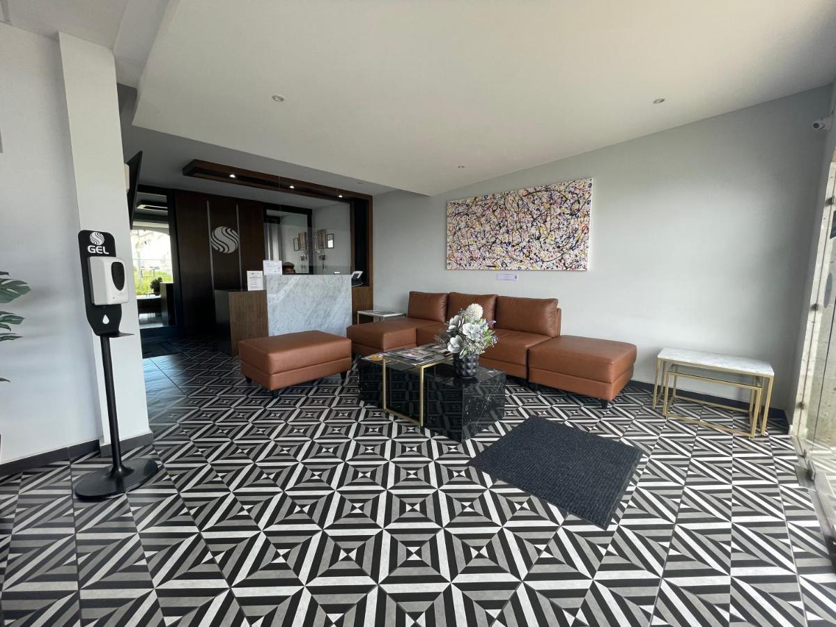 Hotel Esfera Тулансинго Екстериор снимка