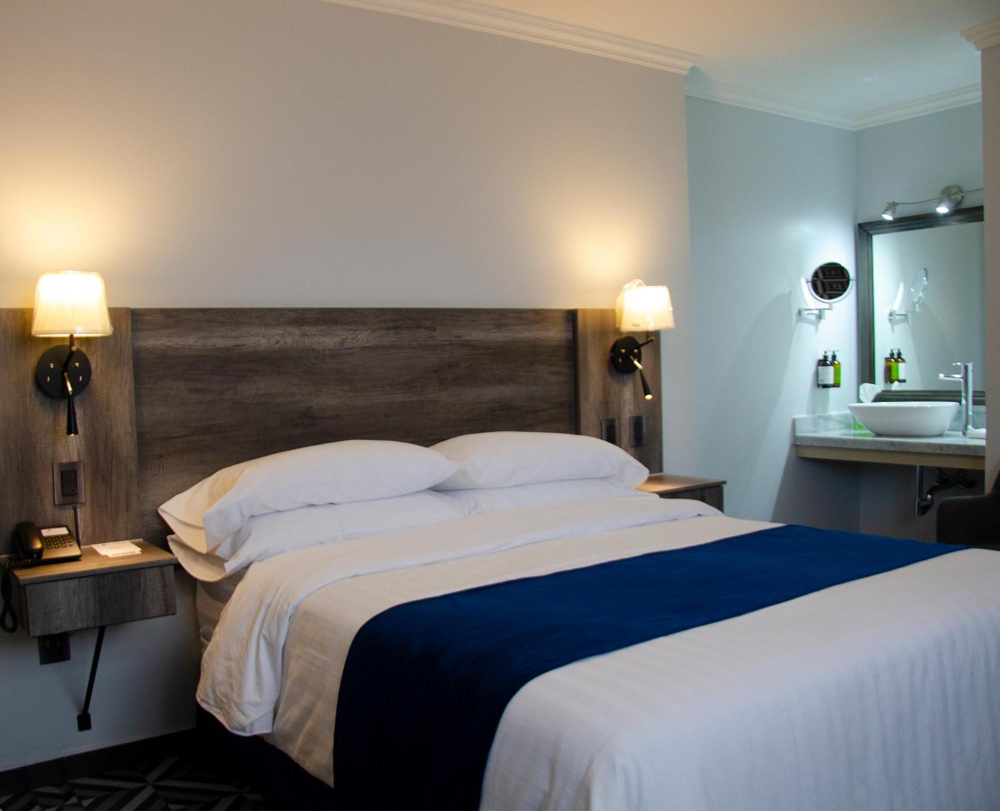 Hotel Esfera Тулансинго Екстериор снимка
